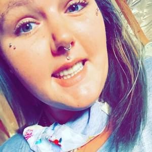 Meet your Posher, Manda